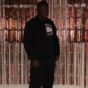 Meet your Posher, Tyrone